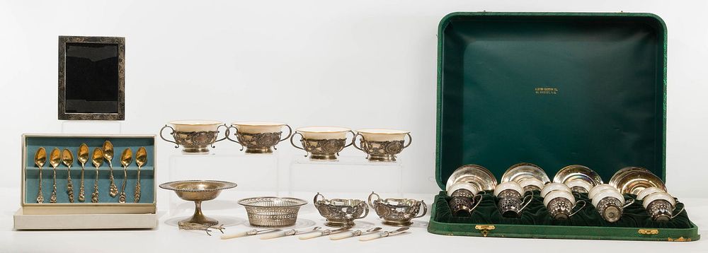 Lot 499: Sterling Silver Assortment