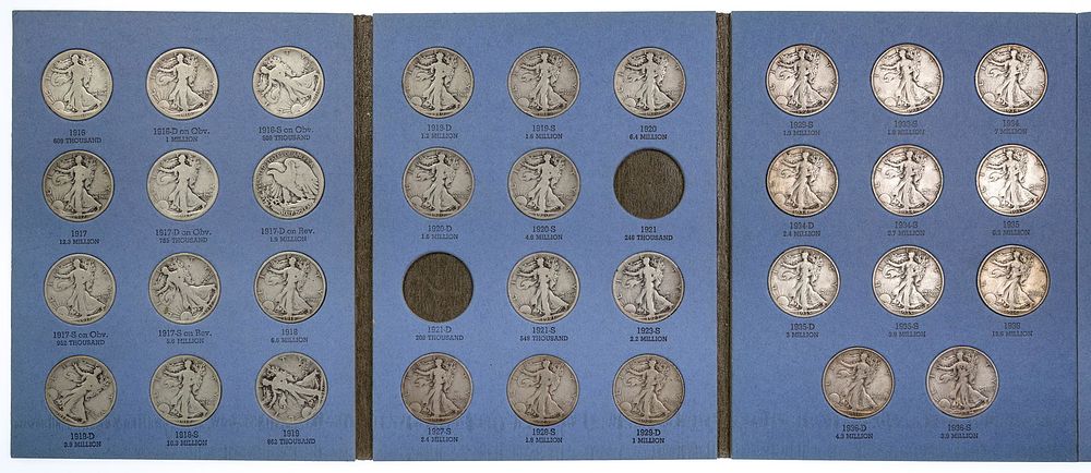 Lot 534: Walking Liberty 50c Near Set