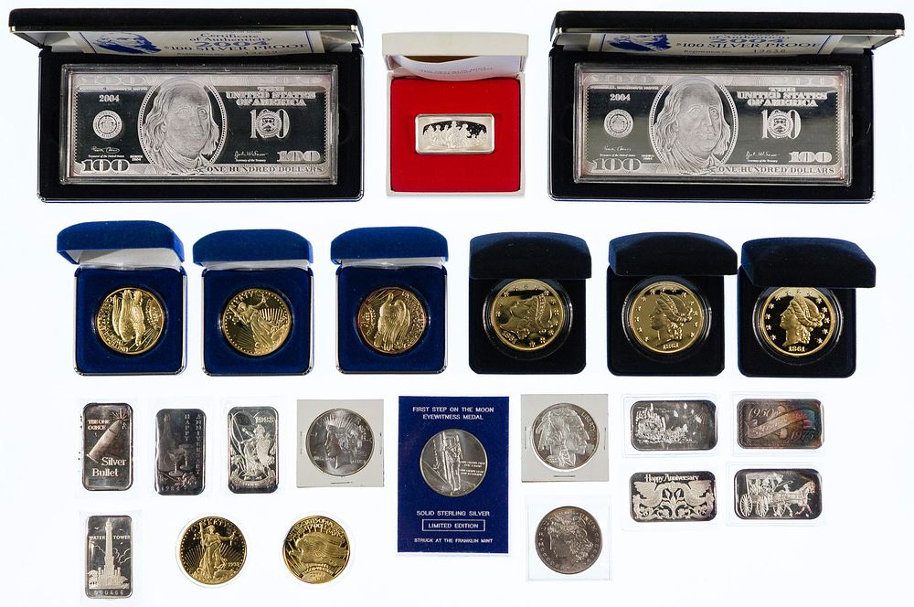 Lot 571: Silver Bullion Assortment