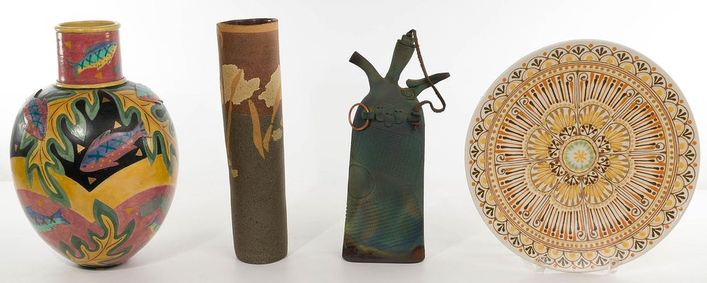 Lot 210: Contemporary Art Pottery Assortment