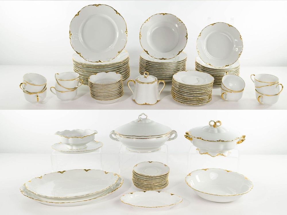 Lot 218: Hutschenreuther 'The Blenheim' Gold Trimmed White China