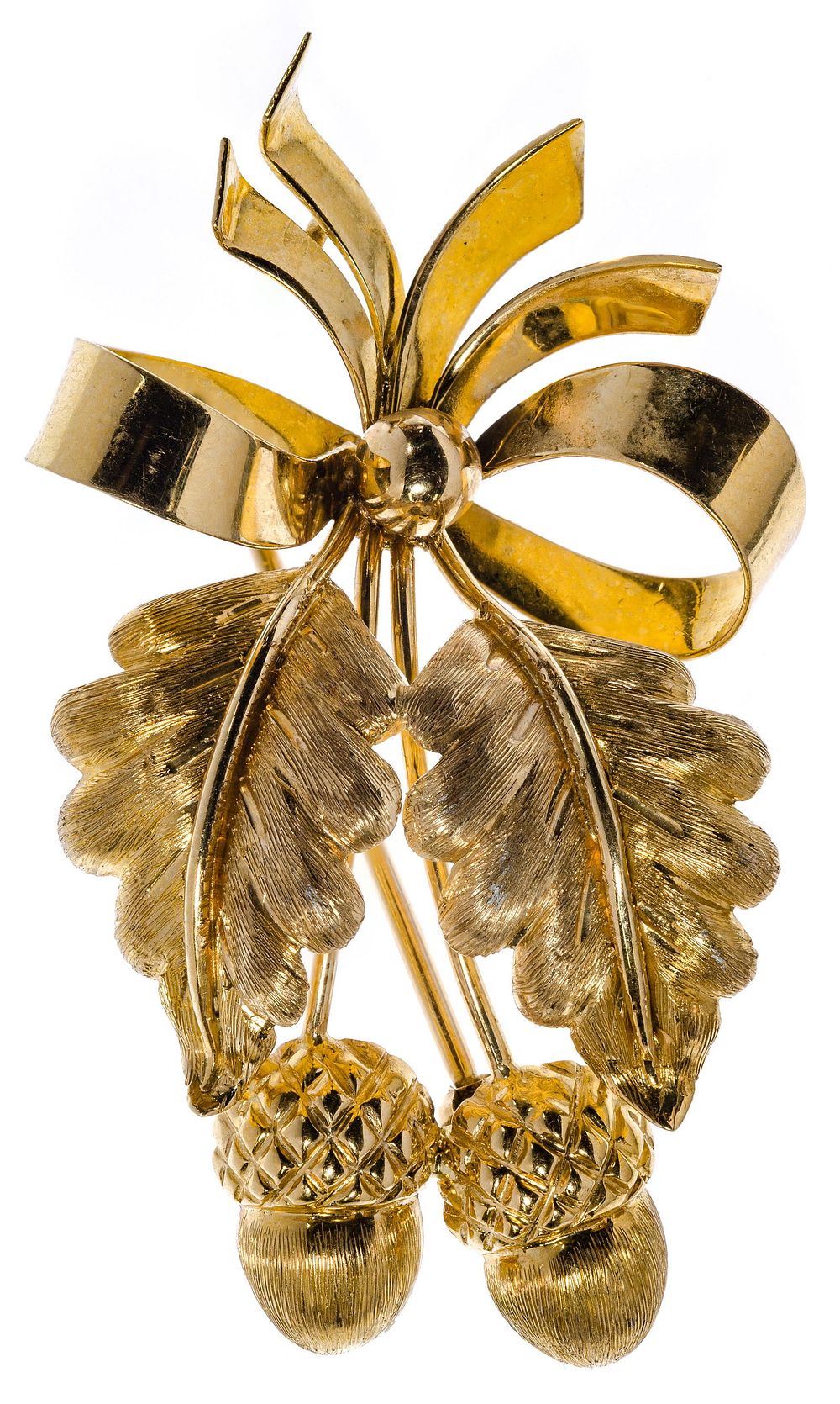 Lot 270: Tiffany & Co 18k Yellow Gold Acorn Brooch / Pendant