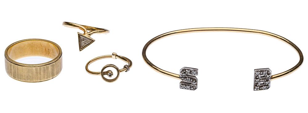 Lot 289: 14k Yellow Gold and Diamond Jewelry Assortment