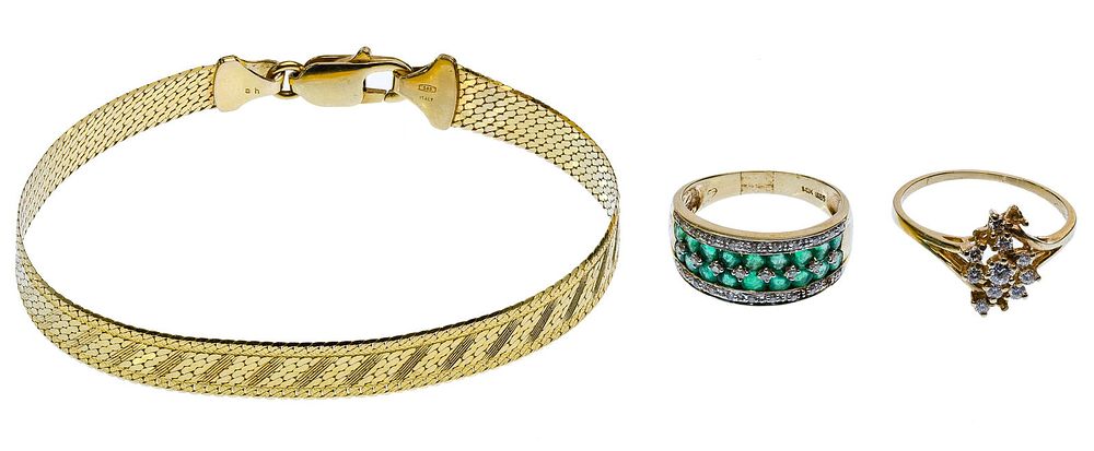 Lot 292: 14k Yellow Gold Jewelry Assortment