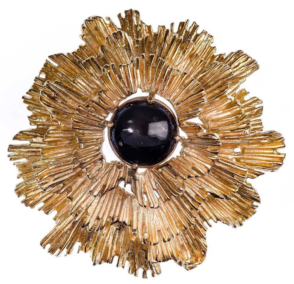 Lot 299: 14k Yellow Gold and Gemstone Brooch