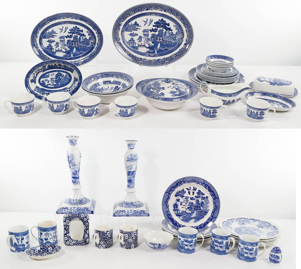 Lot 224: Blue and White China Assortment