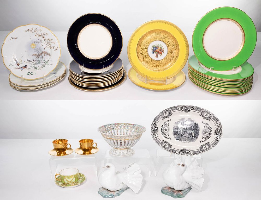 Lot 235: Porcelain Assortment