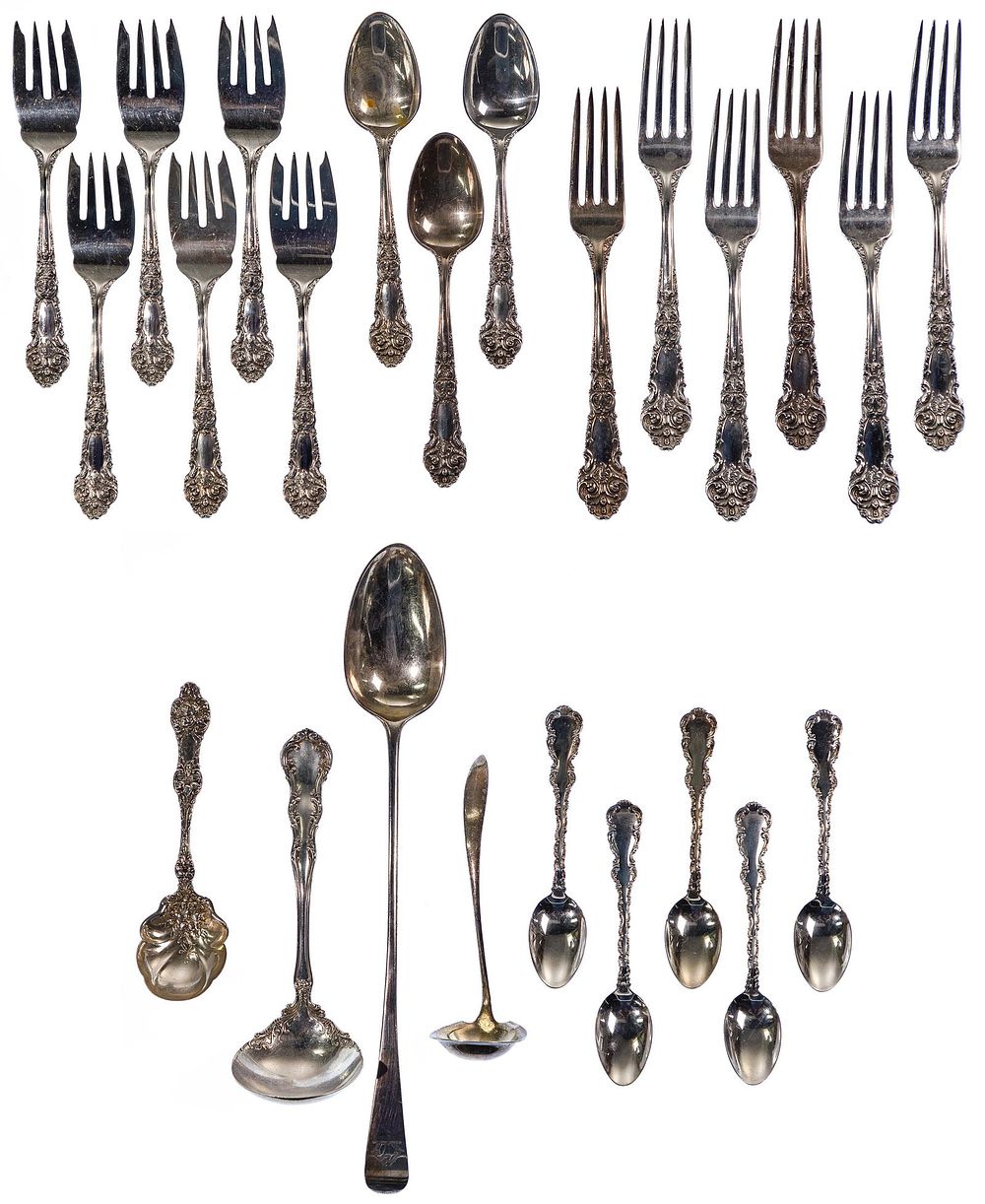 Lot 360: Reed & Barton 'French Renaissance' Sterling Silver