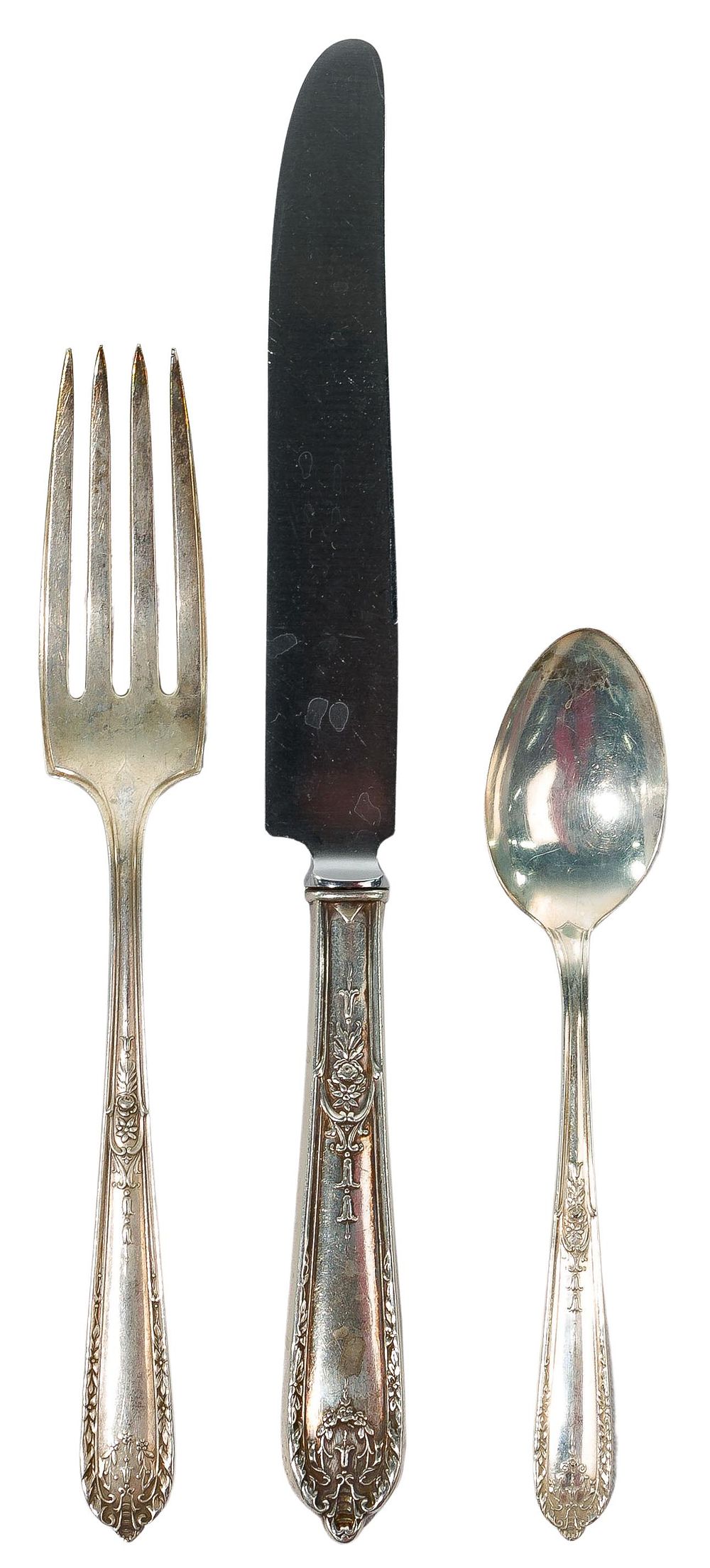 Lot 365: Alvin 'Della Robbia' Sterling Silver Flatware