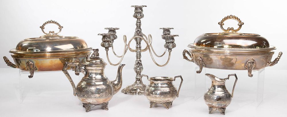 Lot 370: Silverplate Hollowware Assortment