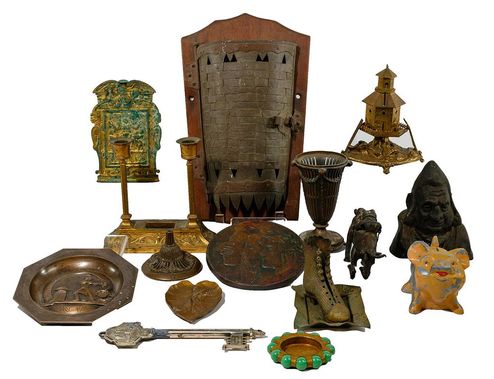 Lot 57: Decorative Metal Object Assortment