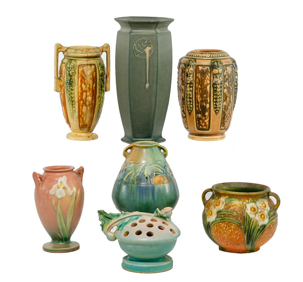 Lot 260: Roseville Pottery Assortment