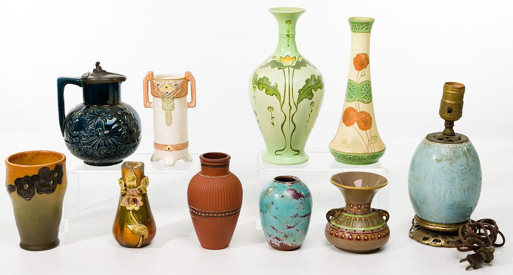 Lot 274: European Pottery Assortment