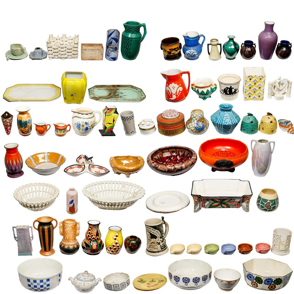 Lot 275: European Pottery Assortment