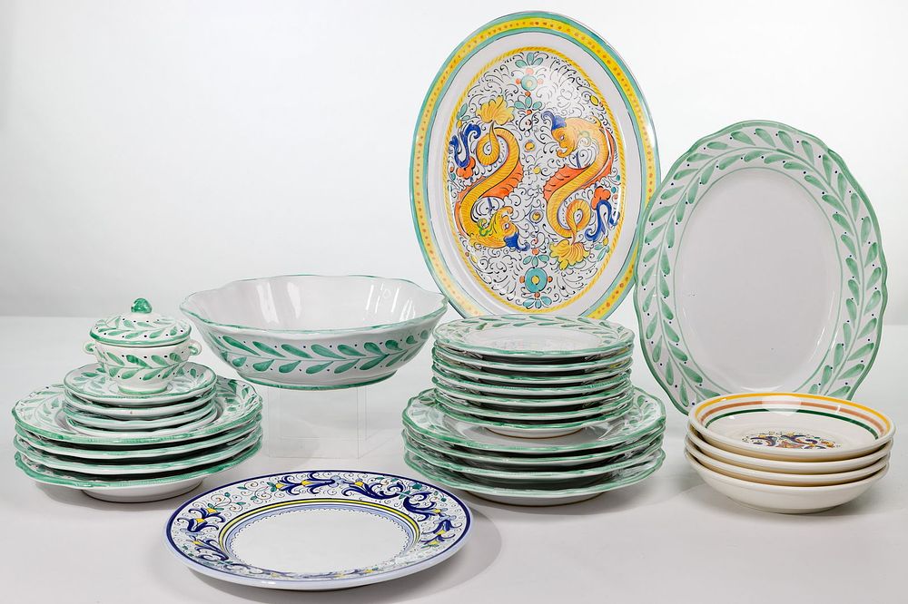 Lot 311: Fortibraccio 'Willow' Pottery Assortment