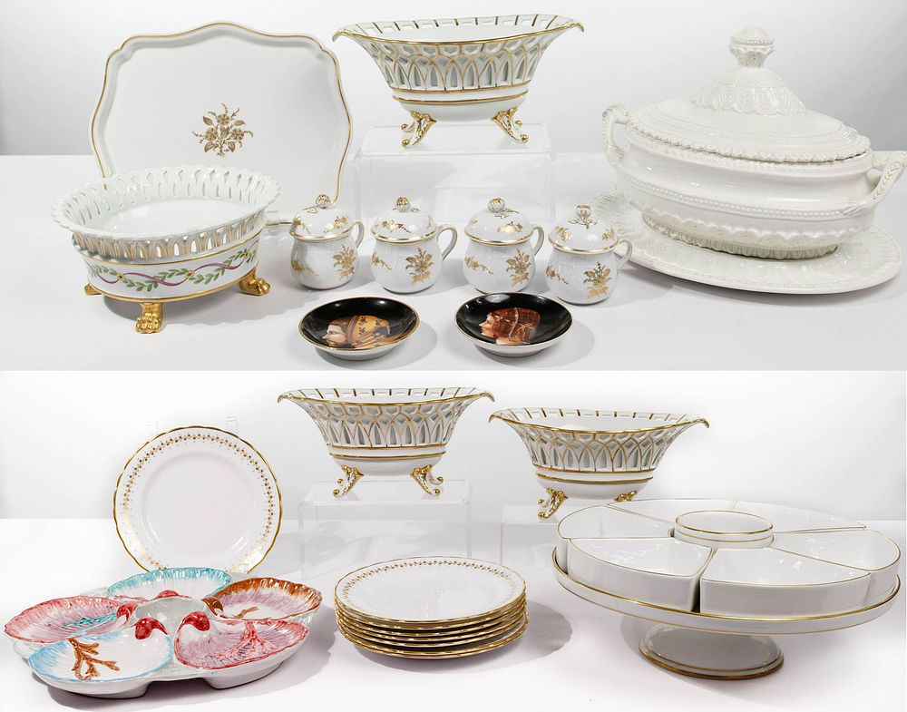 Lot 321: European Porcelain Assortment