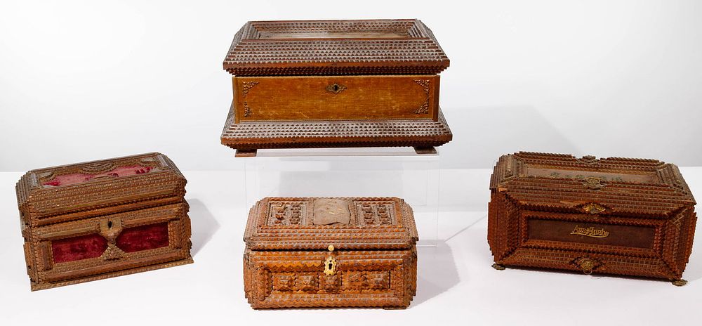 Lot 354: Tramp Art Box Assortment