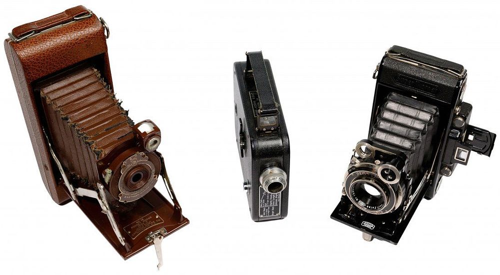 Lot 415: Camera Assortment