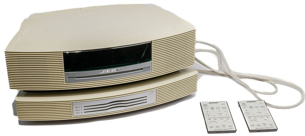Lot 416: Bose Wave Music System Multi-CD Changer