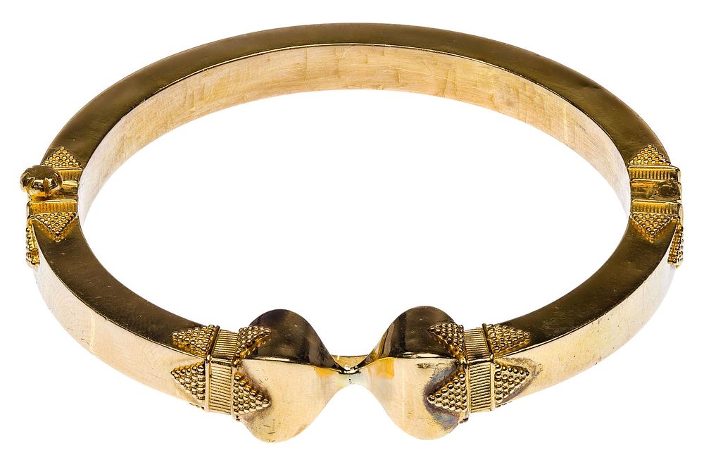 Lot 428: 22k Yellow Gold Hinged Bangle Bracelet