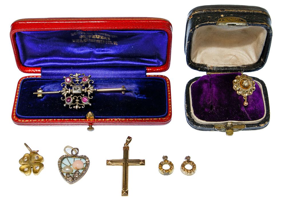 Lot 474: Mixed Gold Jewelry Assortment