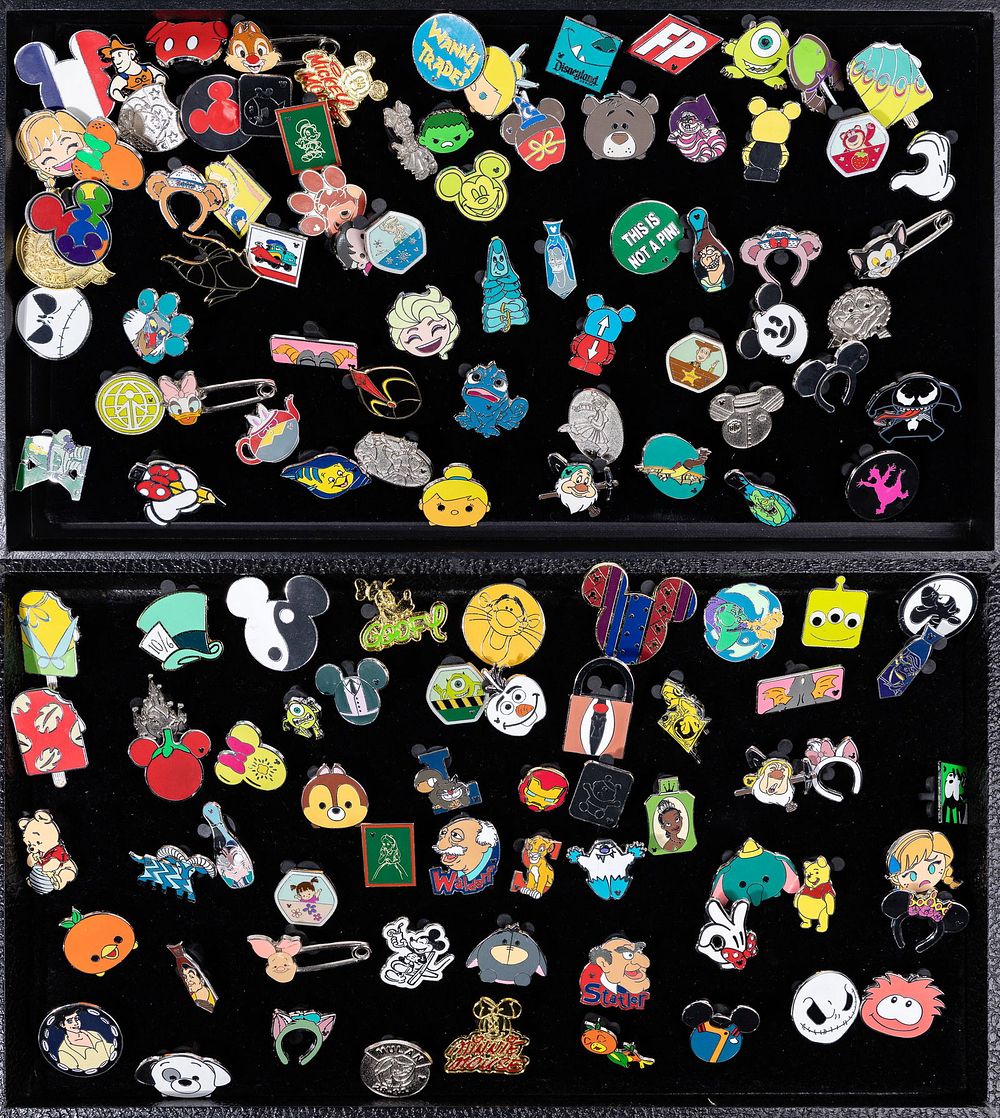 Lot 162: Disney Official Trading Pins
