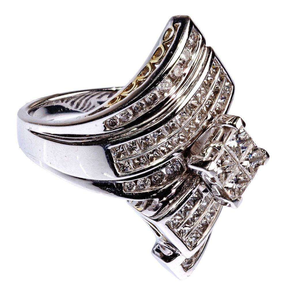 Lot 283: 14k White Gold and Diamond Ring