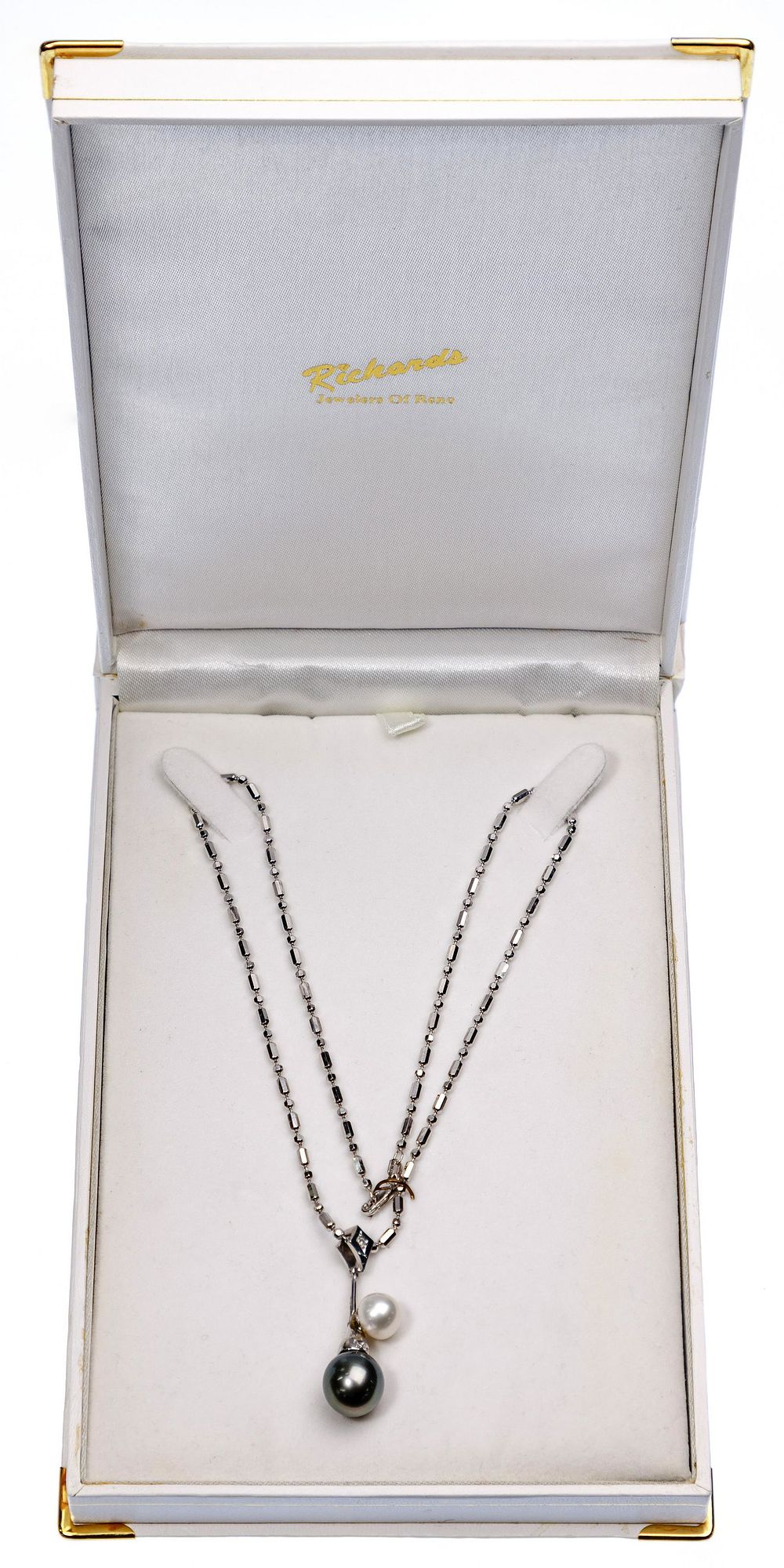Lot 288: 14k White Gold, Pearl and Diamond Pendant on Necklace