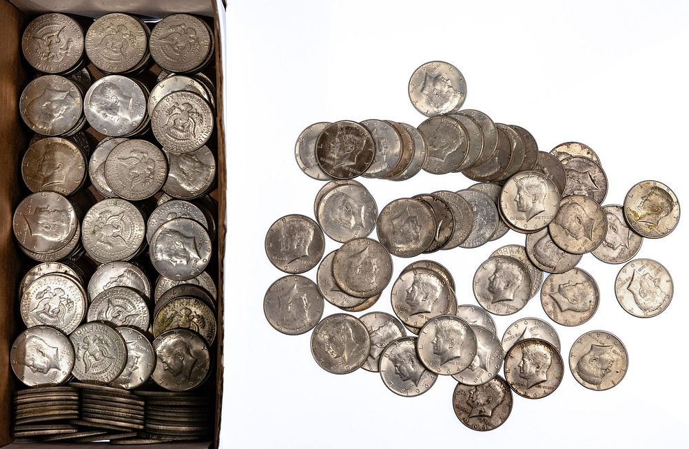 Lot 334: Kennedy 50c Assortment