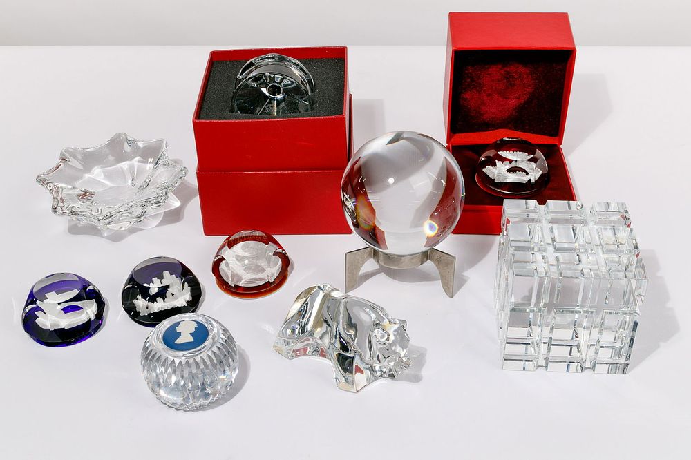 Lot 173: Lalique and Baccarat Crystal Assortment