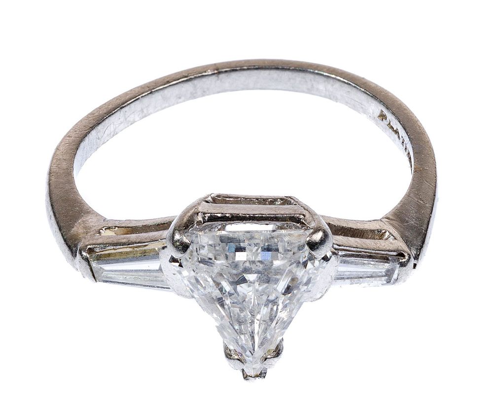 Lot 237: Platinum and Diamond Ring