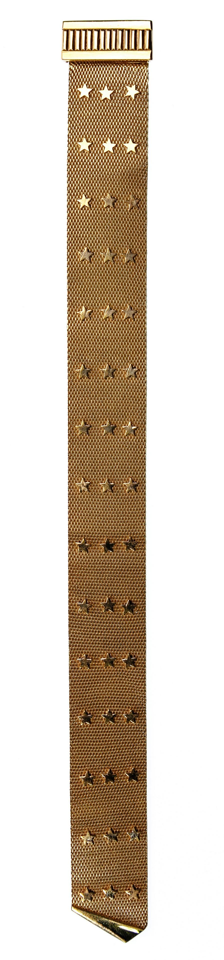 Lot 244: 18k Yellow Gold Star Design Mesh Bracelet