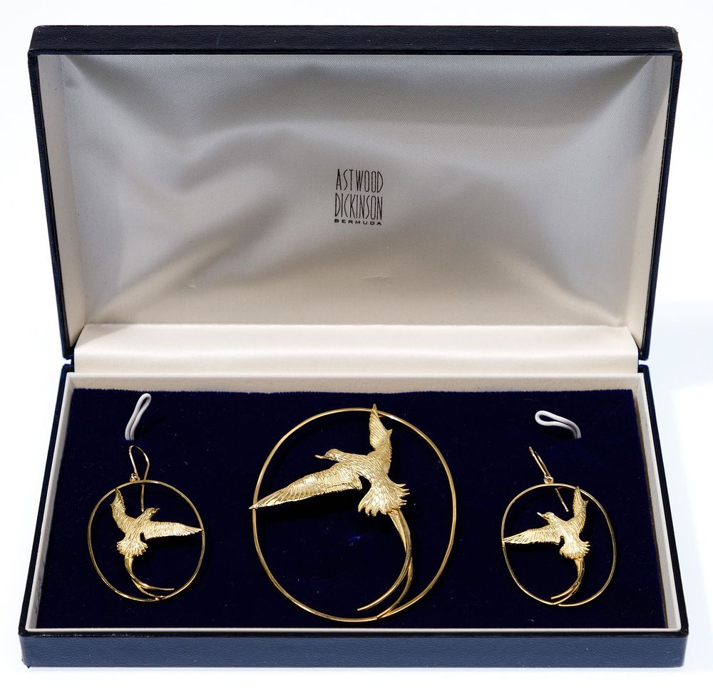 Lot 286: Astwood Dickinson 18k Yellow Gold and Diamond Jewelry