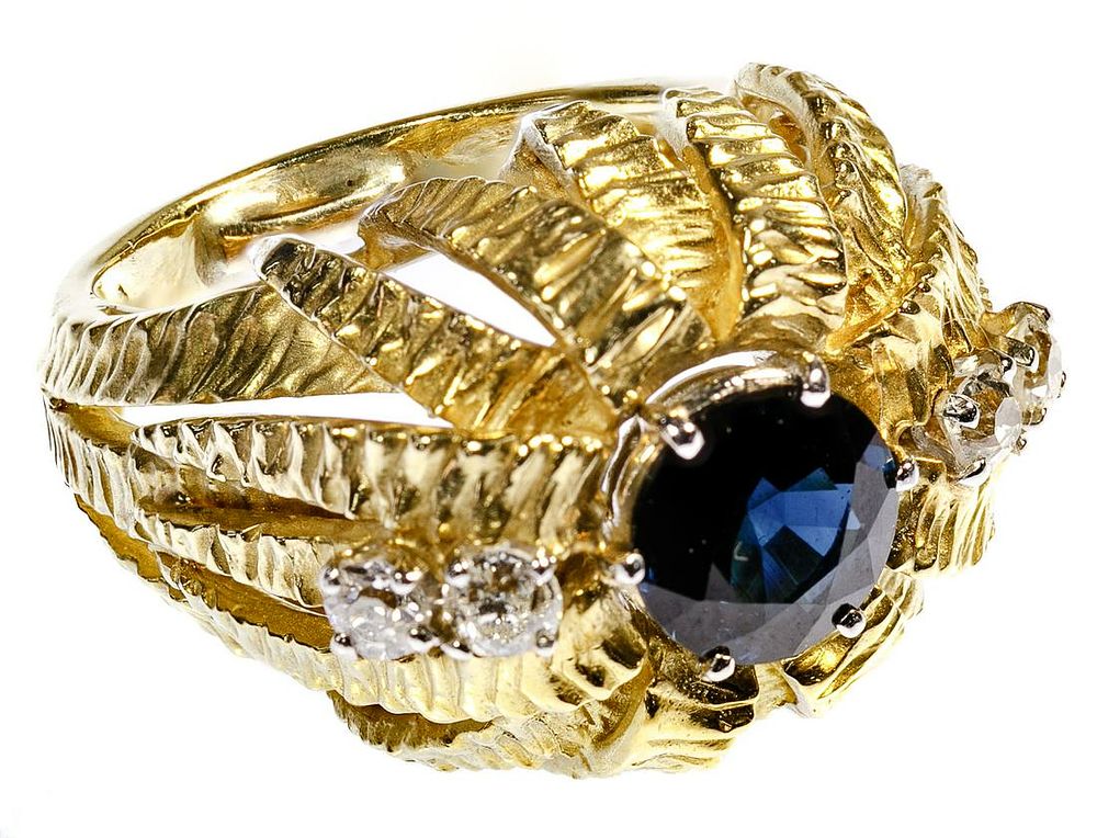 Lot 287: 17k Gold, Sapphire and Diamond Ring