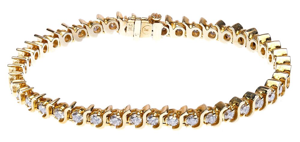 Lot 301: 14k Yellow Gold and Diamond Tennis Bracelet