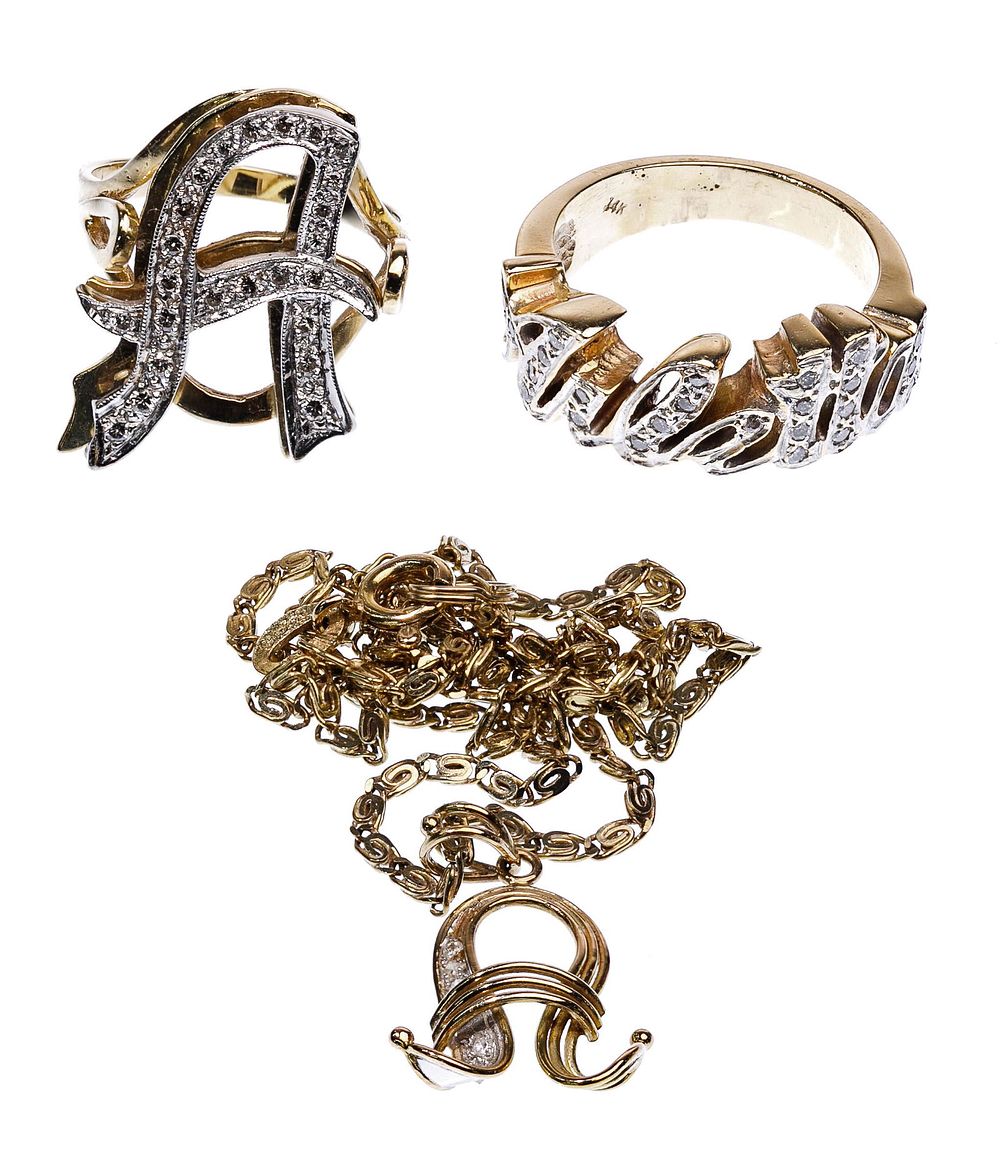 Lot 377: 14k Yellow Gold and Diamond Jewelry Assortment
