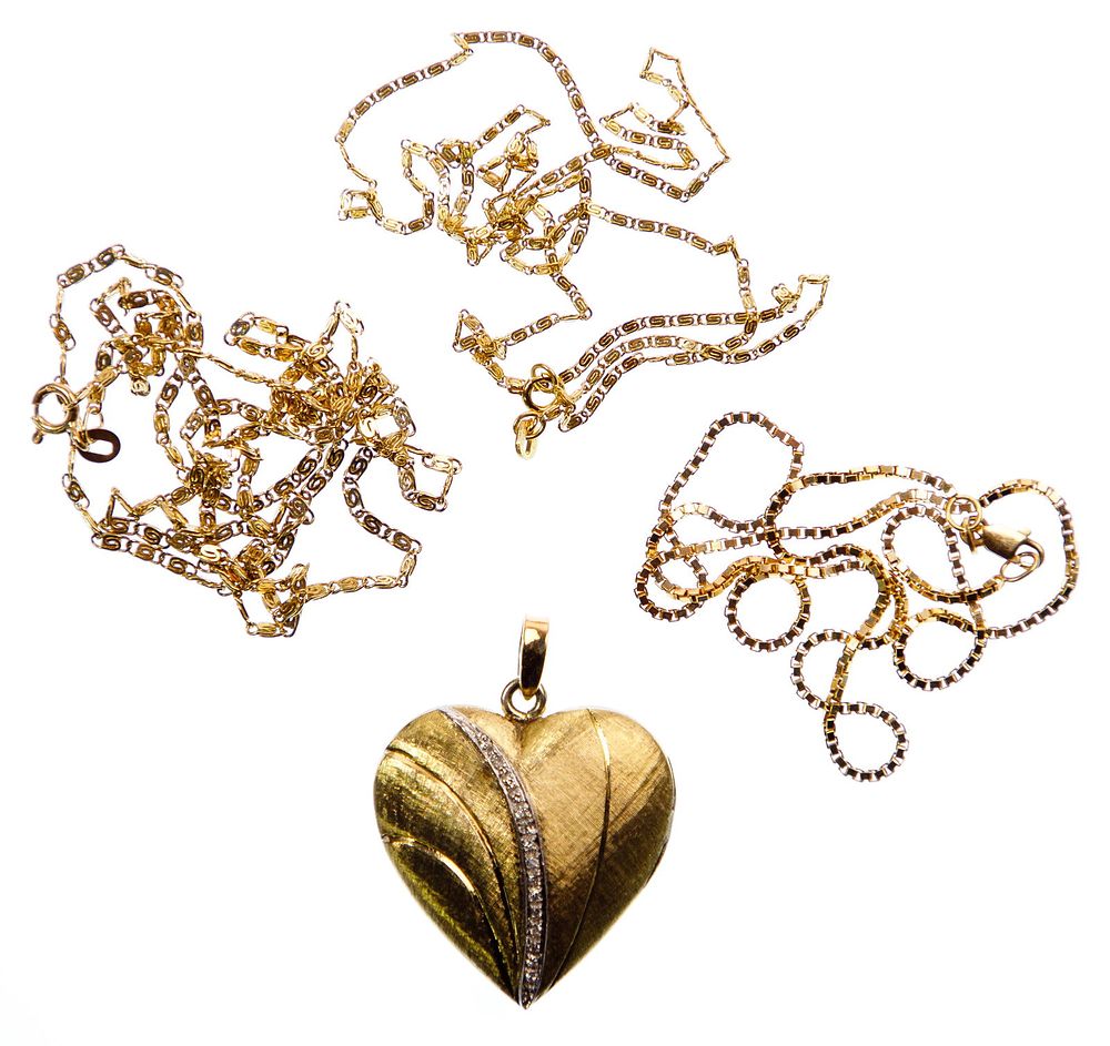 Lot 398: Mixed Yellow Gold Jewelry Assortment