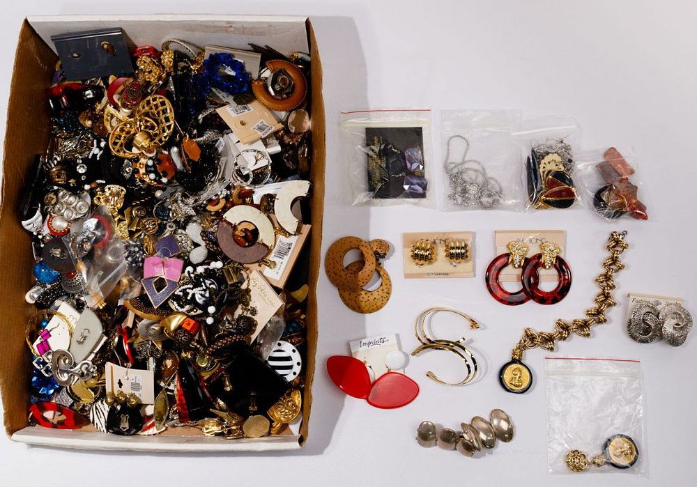Lot 461: Costume Earring and Necklace Assortment