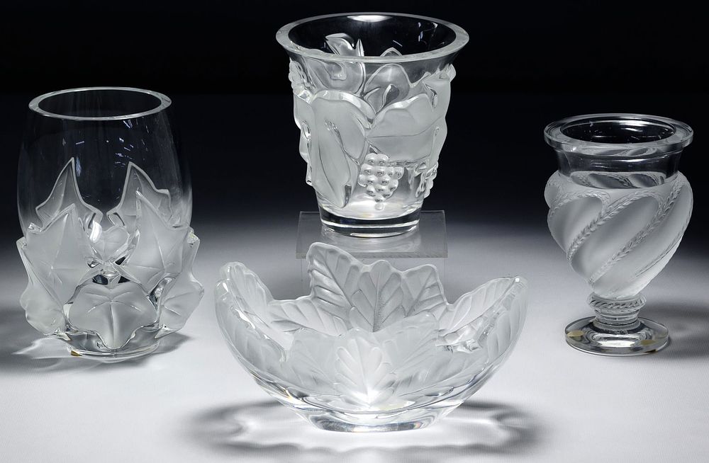 Lot 271: Lalique Crystal Vase Assortment