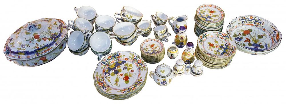 Lot 288: Italian Faenza 'Blue Carnation' Hand Painted China