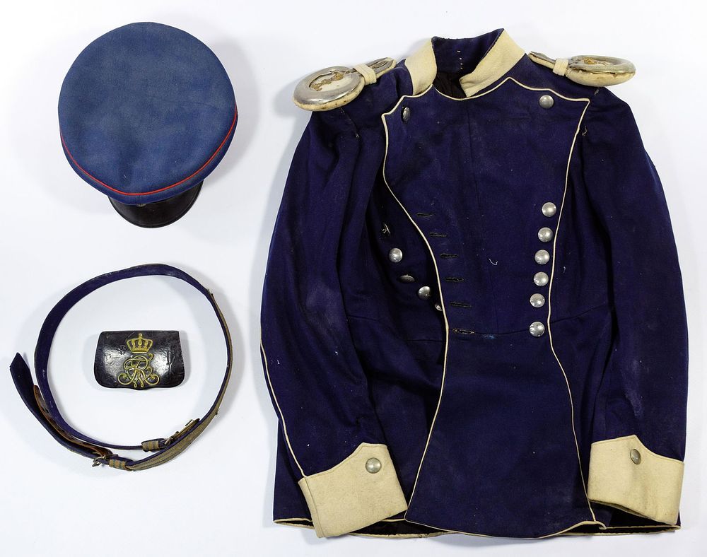 Lot 349: World War I German Imperial Uniform Assortment
