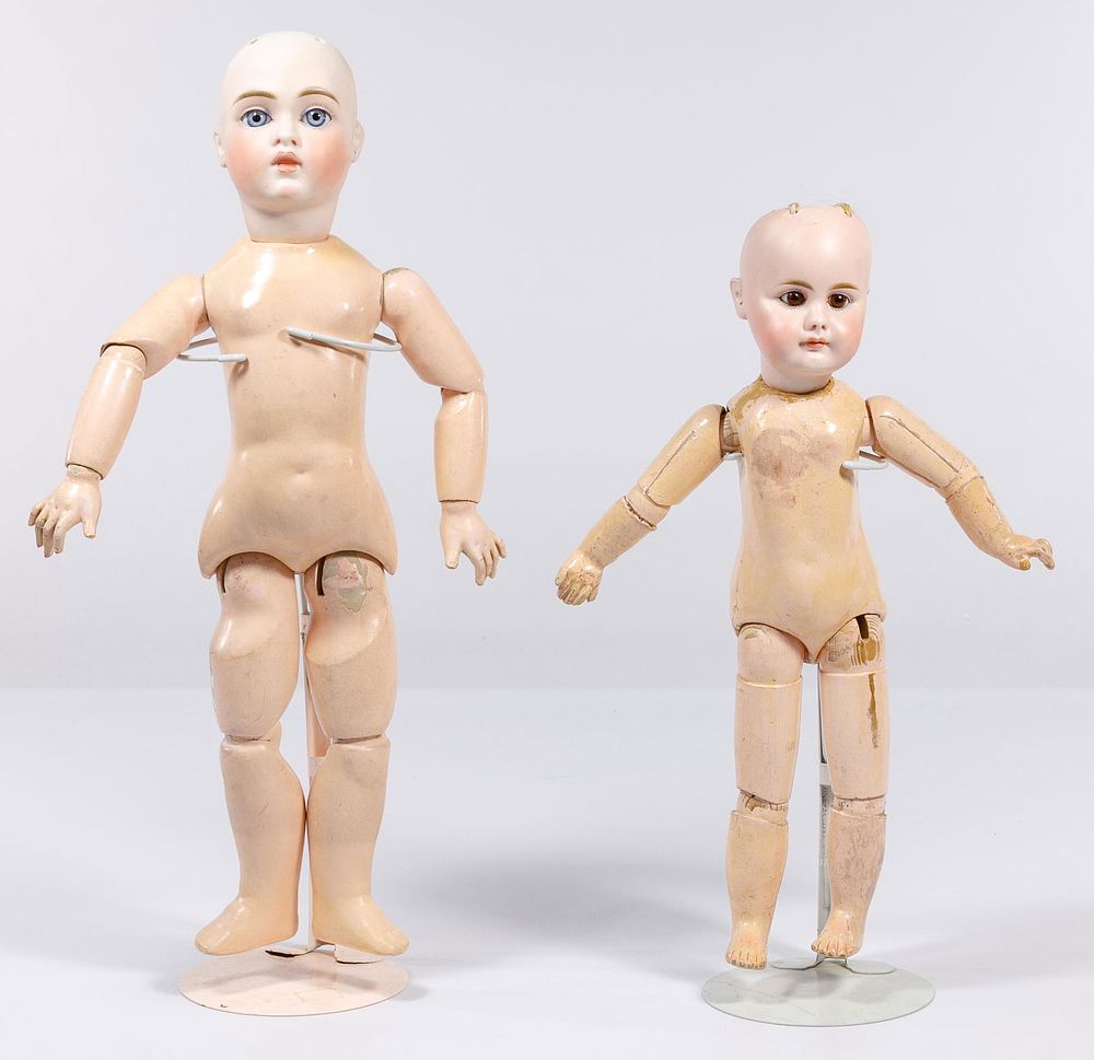 Lot 412: German Doll Assortment