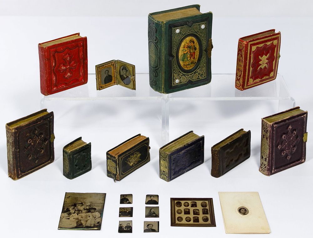 Lot 423: Victorian Tintype Miniature Photo Album Assortment
