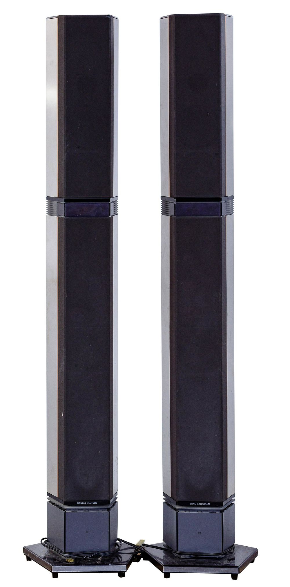 Lot 437: Bang & Olufsen 'Penta 2' Speakers