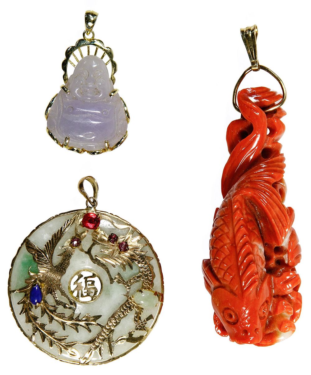 Lot 479: 14k Gold and Coral / Jadeite Jade Pendant Assortment