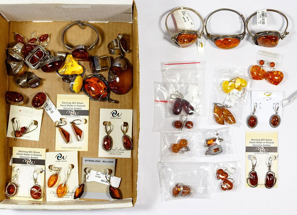 Lot 521: Sterling Silver and Amber Jewelry Assortment