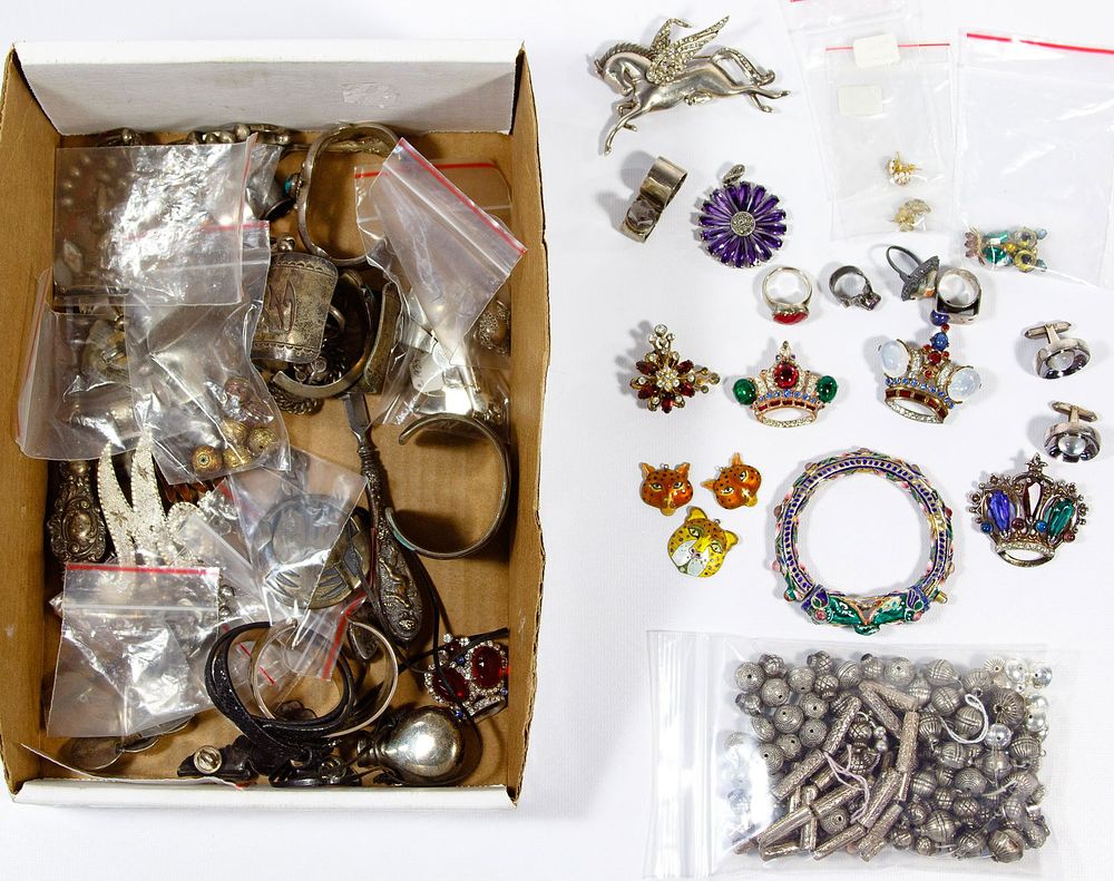 Lot 529: Sterling Silver Jewelry Assortment