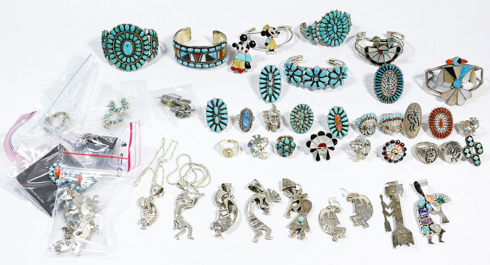 Lot 532: Sterling Silver Jewelry Assortment