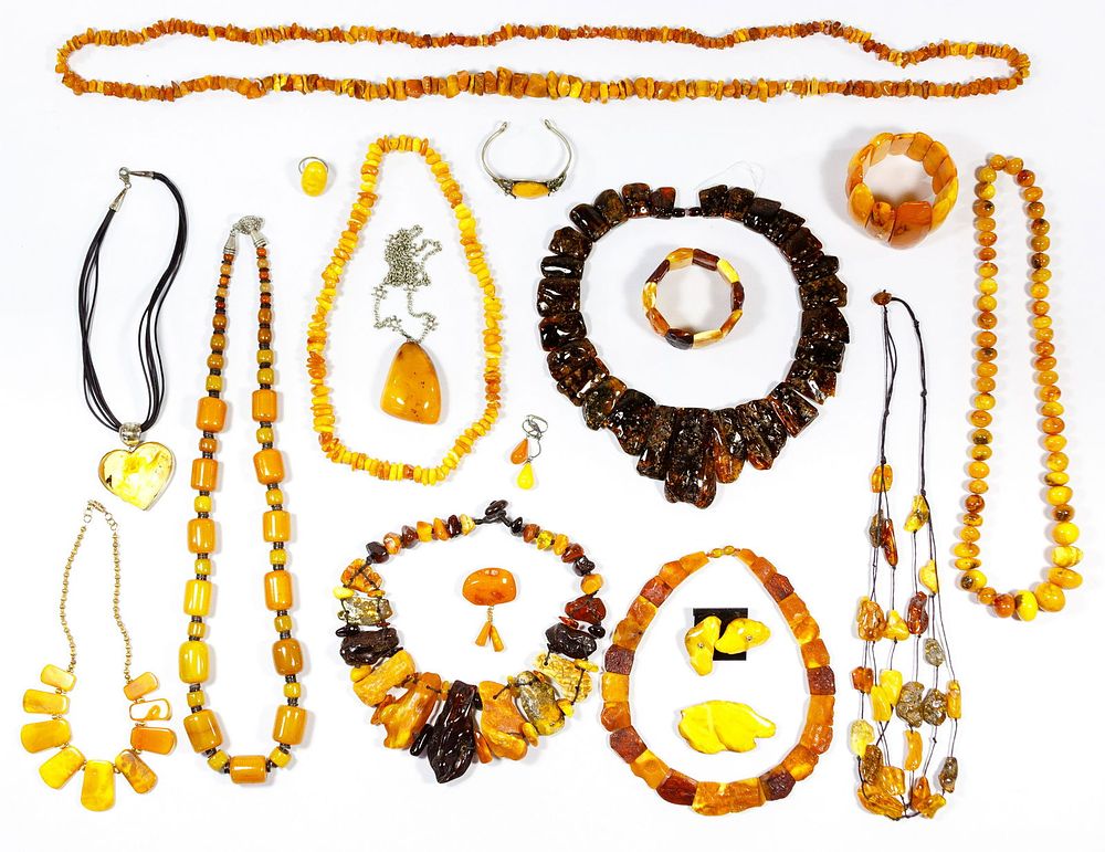 Lot 549: Yellow and Black Amber Jewelry Assortment