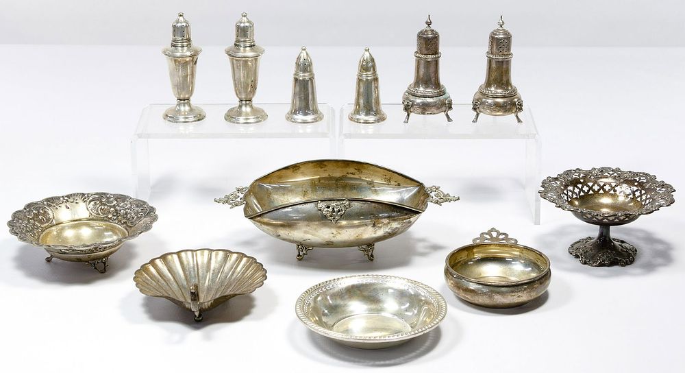 Lot 569: Sterling Silver Bowl and Shaker Assortment